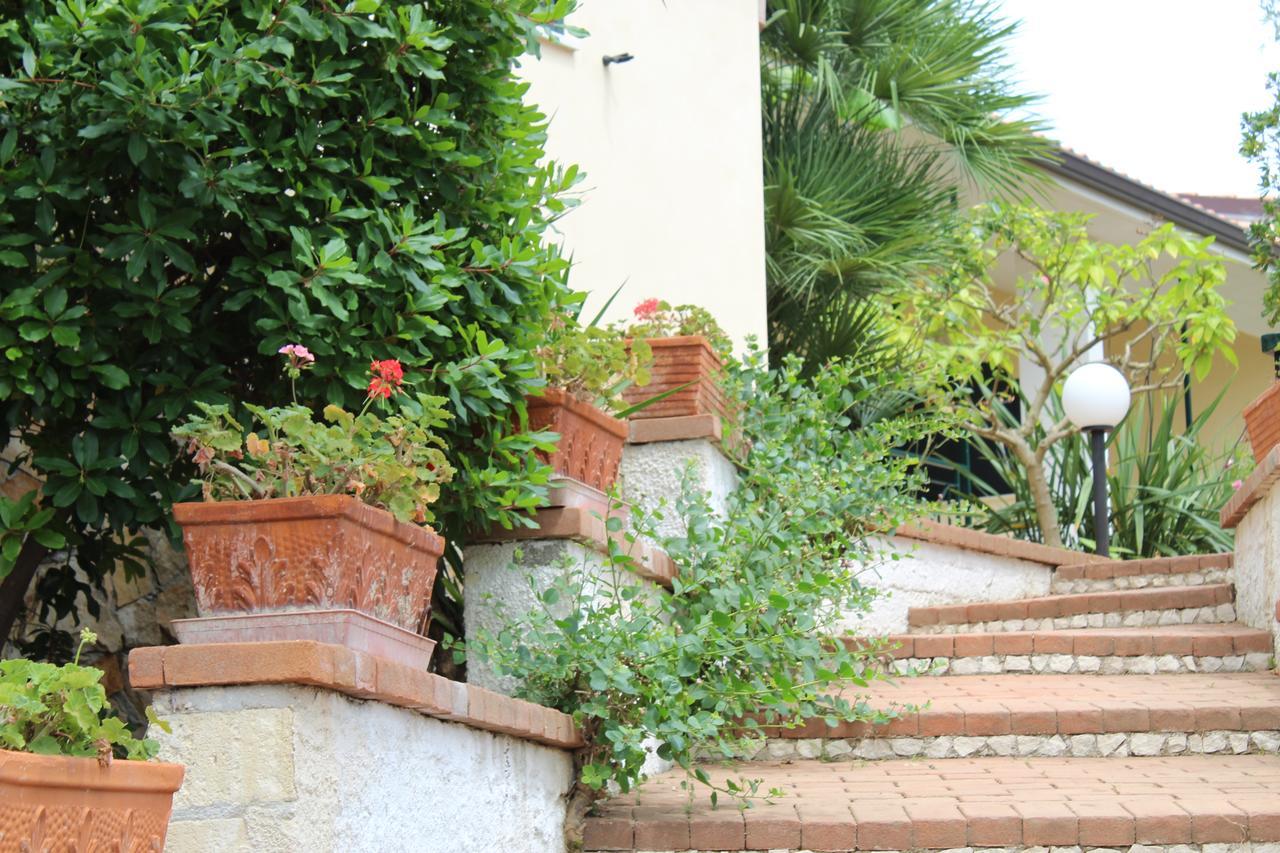 ויאסטה Villaggio Turistico Defensola מראה חיצוני תמונה
